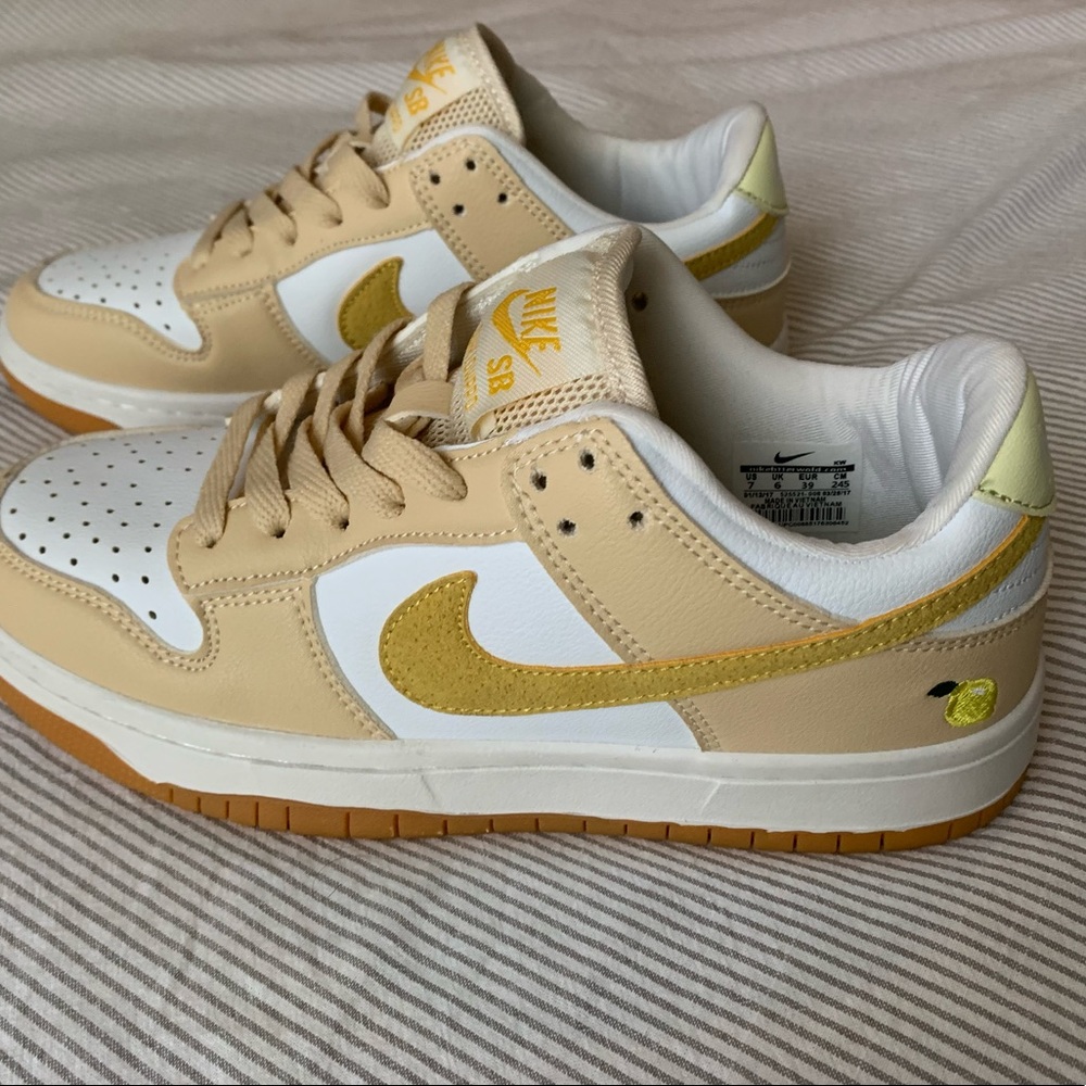 COPY - Nike SB Low Dunks